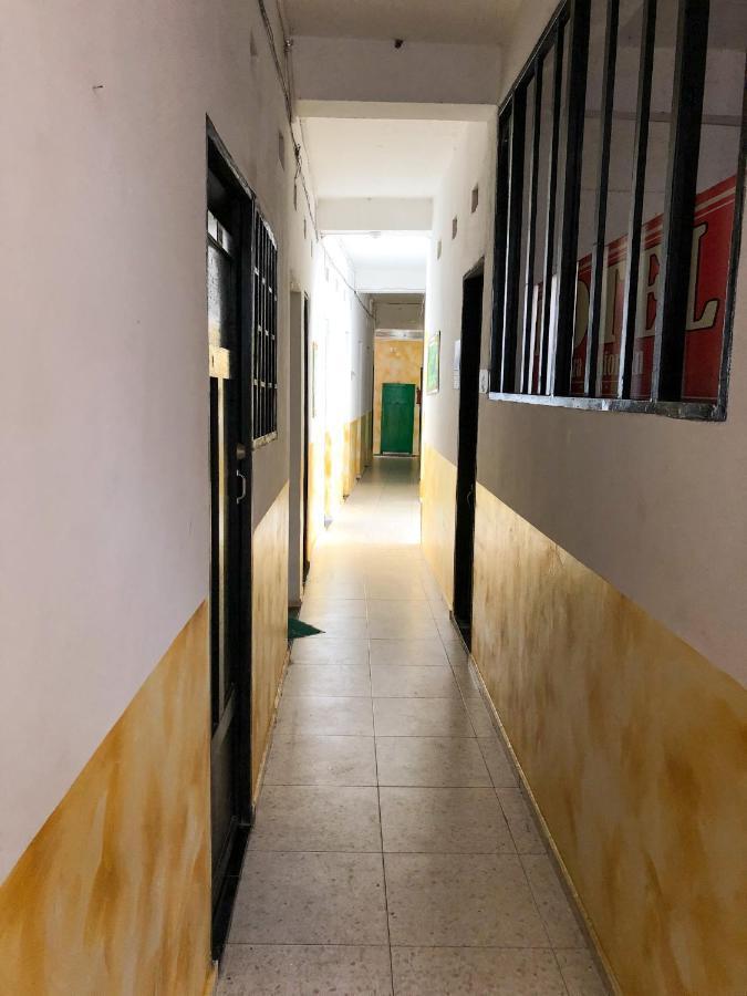 Hotel Plaza Confort Хирардот Экстерьер фото