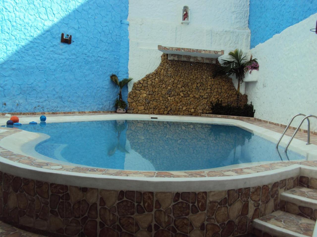 Hotel Plaza Confort Хирардот Экстерьер фото